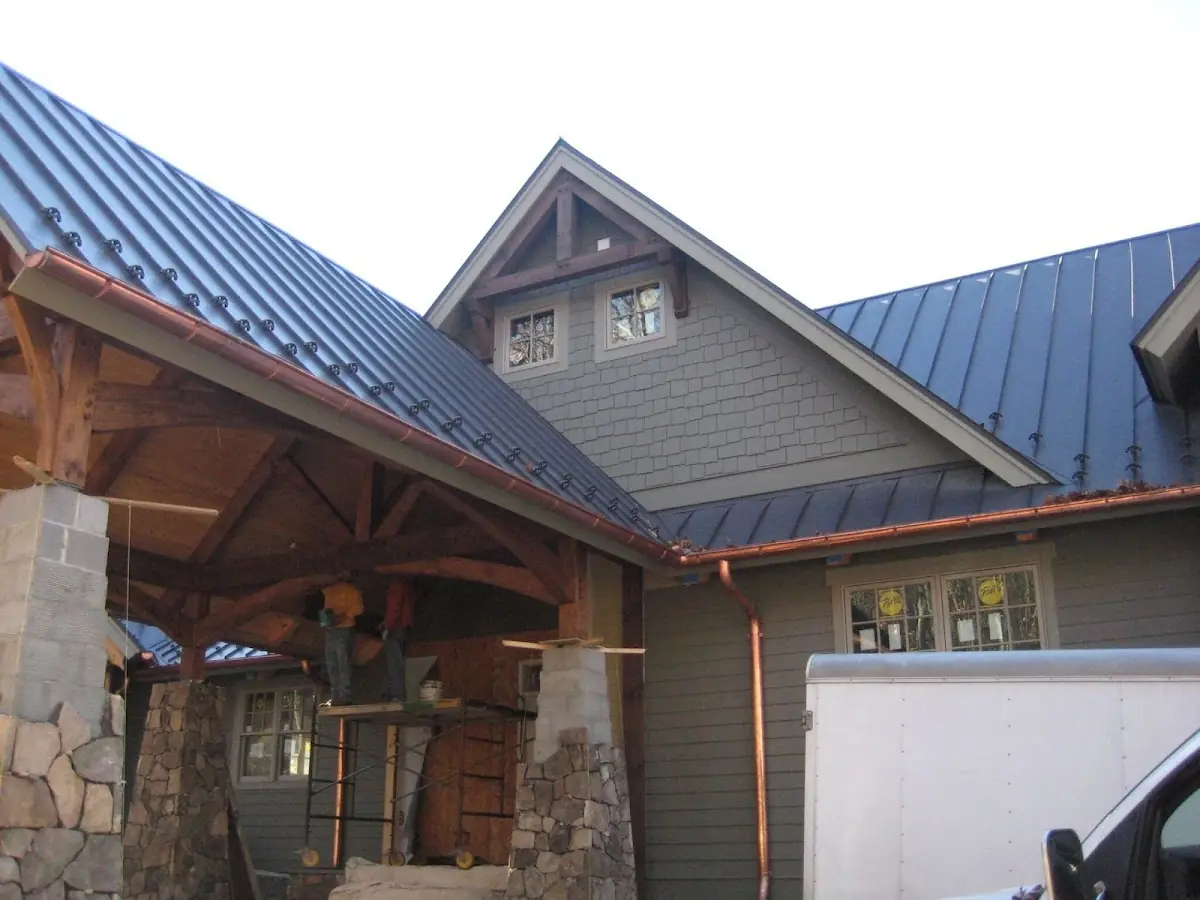 Craftsman Roofing team delivering quality roofing work in Hurdtown